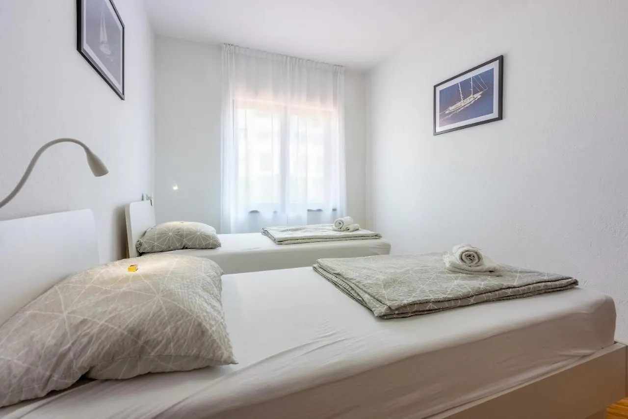 Apartment Arya Crikvenica 0*,  Croatia
