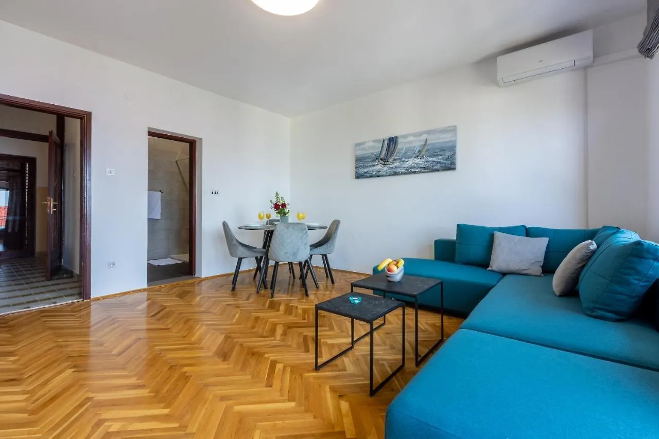 Apartment Arya Crikvenica