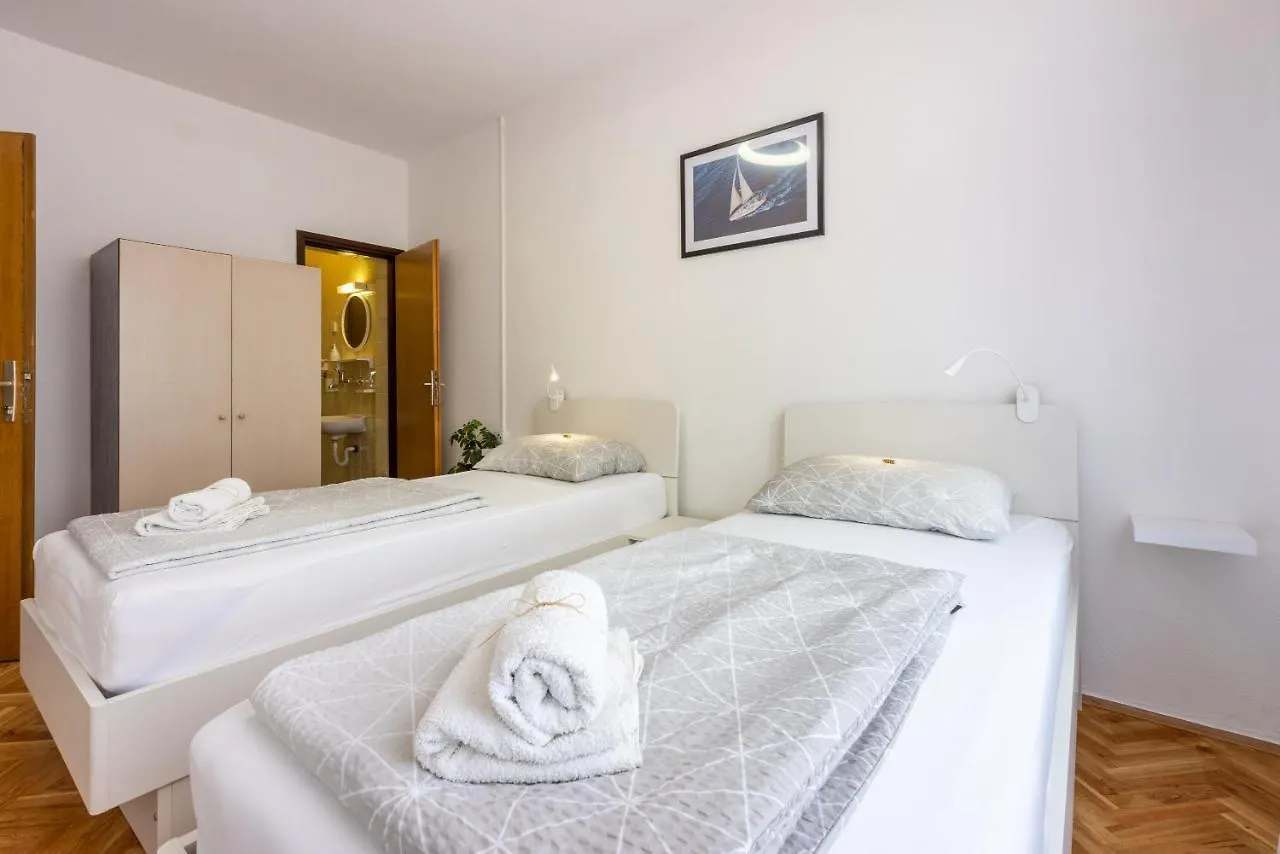 Apartment Arya Crikvenica
